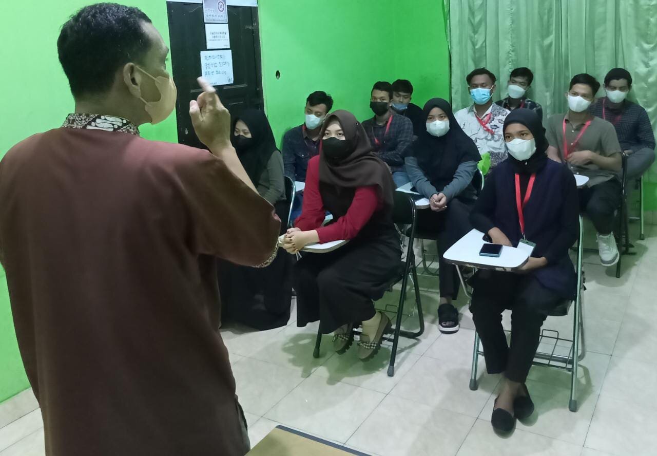 Keikutsertaan Siswa Kelas Kursus Bahasa Korea Intensif Persiapan G to G Korea Angkatan 132 Pada Materi Business Plan dan Achievemnet Motivation Training Bina Insani MTC Yogyakarta