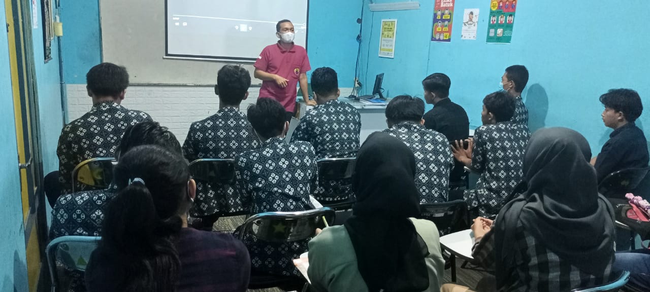 Kewirausahaan/Business Plan Bagi Siswa Kursus Bahasa Korea Intensif Persiapan G to G Angkatan 134 Bina Insani MTC Yogyakarta
