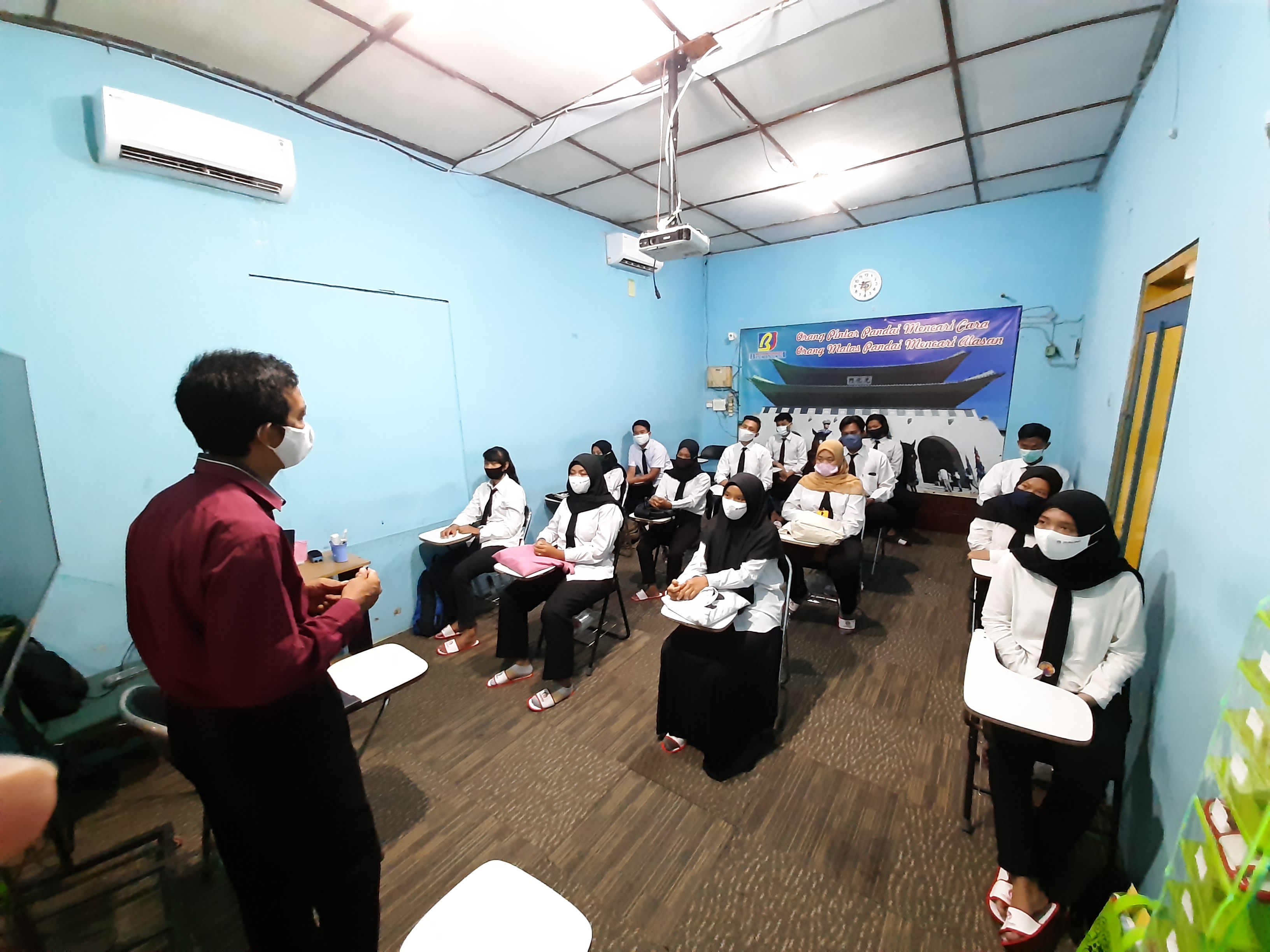 Kursus Bahas Korea
