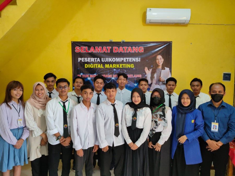 uji kompetensi digital marketing 