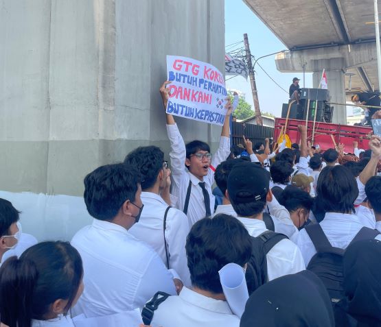 Ribuan Calon Pekerja Migran Korea Gelar Aksi di Kantor KP2MI Jakarta