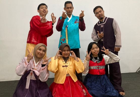 Penutupan kelas Kursus Bahasa Korea Reguler Angkatan 60/61 Persiapan Kerja Korea Program G to G Bina Insani MTC Yogyakata