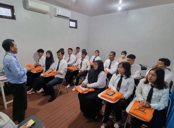 Pembukaan Pelatihan Bahasa Korea Reguler Program G to G Angkatan 100/101 di Bina Insani MTC Yogyakarta