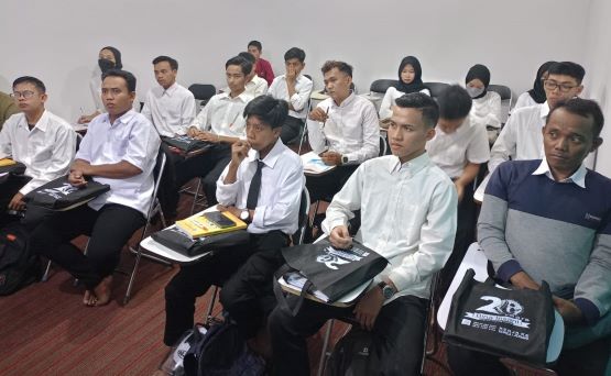 Pembukaan Kursus Bahasa Korea Reguler Angkatan 74/75 Persiapan Ujian EPS Topik dan Skill Test G to G Korea Bina Insani MTC Pembukaan Kursus Bahasa Korea Reguler Angkatan 74/75 Persiapan Ujian EPS Topik dan Skill Test G to G Korea Bina Insani MTC